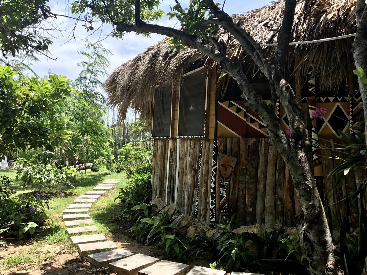 Moringa Ingadi Village Treasure Beach Bagian luar foto